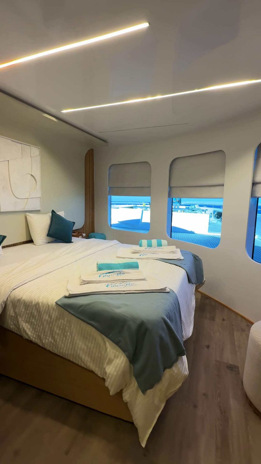 Double cabin with sea view