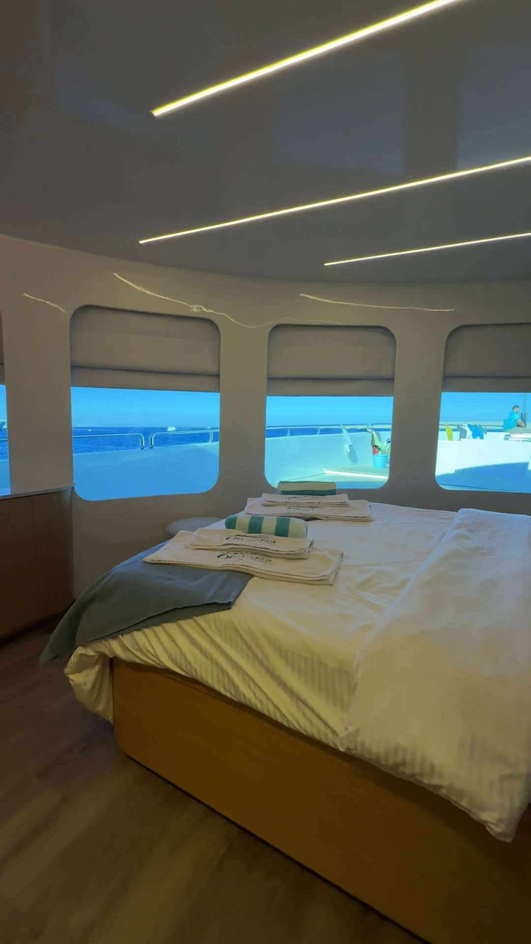Double cabin with panoramic sea-view windows